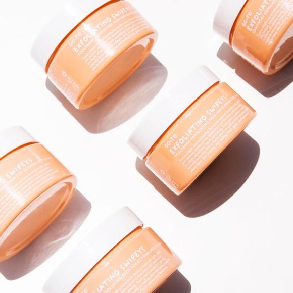 GO-TO Exfoliating Swipeys - Picture 2 of 7